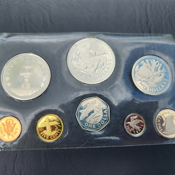 1973 FIRST NATIONAL COINAGE OF BARBADOS PROOF COIN SET - Picture 3 of 6